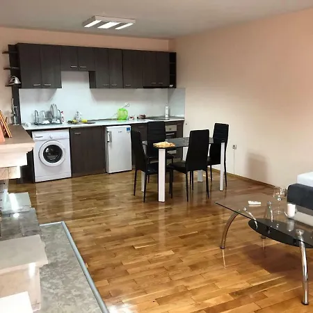 Avrora 1 Burgas City